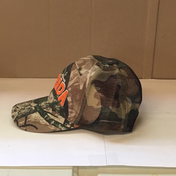 Camouflaged Florida Gators Adjustable 
NCAA Hat - Picture 4 of 5